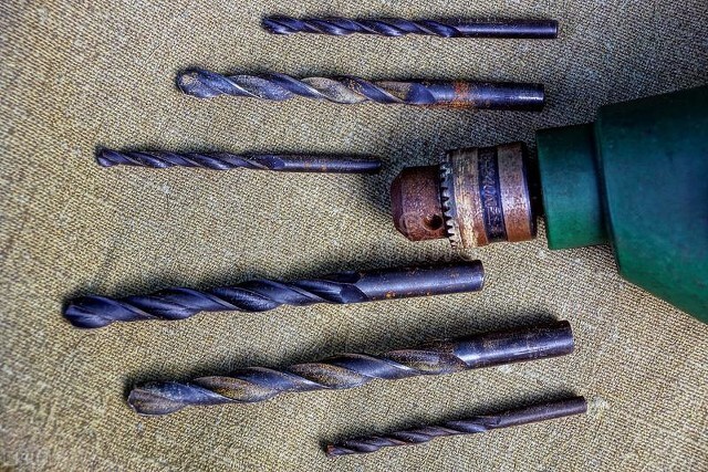 专业水钻打孔一个月能赚多少钱,水钻打孔一个月赚一万多