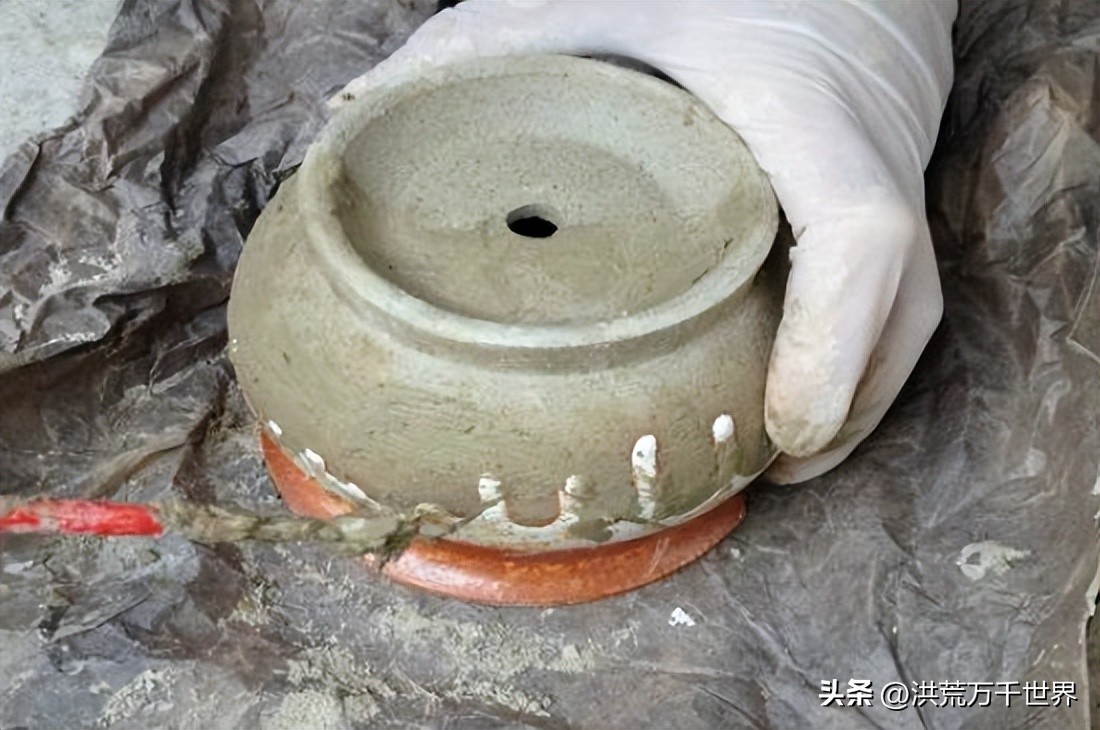 陶瓷花盆底下的洞怎么修补不漏水,陶瓷花盆裂了怎么修补