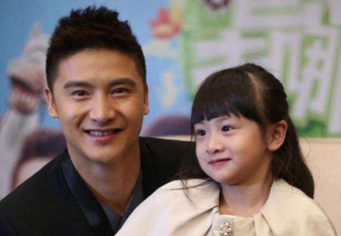 女孩子像爸爸好还是像妈妈好,女儿像爸爸有福气还是像妈妈好