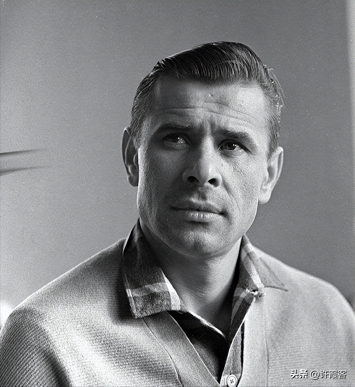 雅辛与贝利谁年龄大,贝利是最厉害的吗