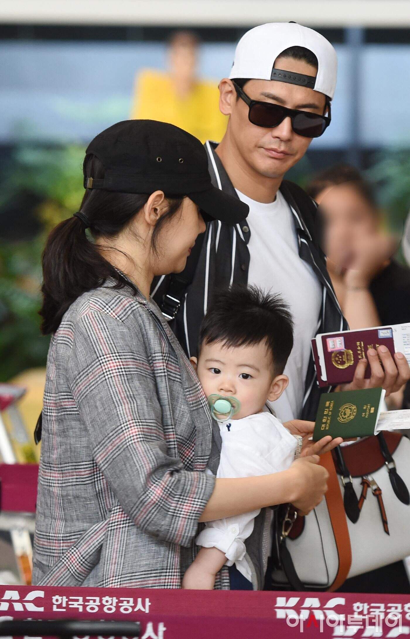 秋瓷炫为什么和丈夫两地分居,秋瓷炫于晓光生子后采访