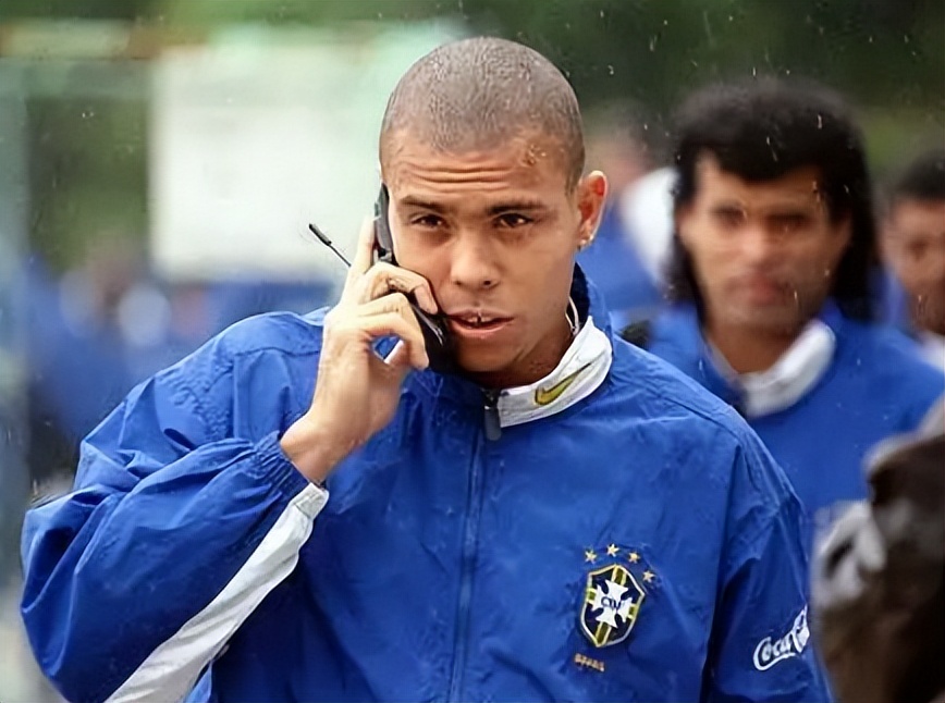 外星人罗纳尔多过人多潇洒,外星人罗纳尔多有多强