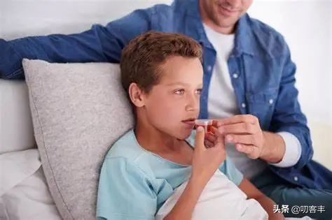 服用对乙酰氨基酚过量的症状,泰诺对乙酰氨基酚混悬滴剂副作用