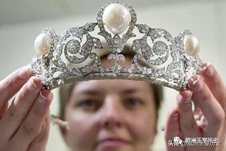 带你看遍世界顶级珠宝,珠宝篇带你云看贵族们的钻石王冠