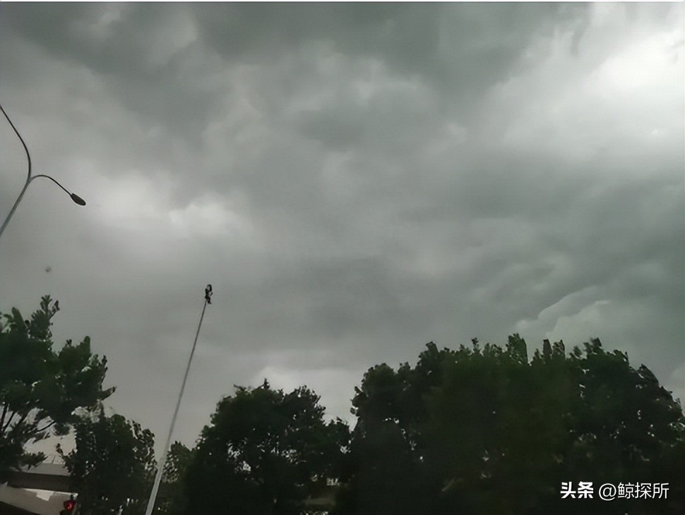 普陀山和北普陀山哪个更悠久,普陀山简介和特点