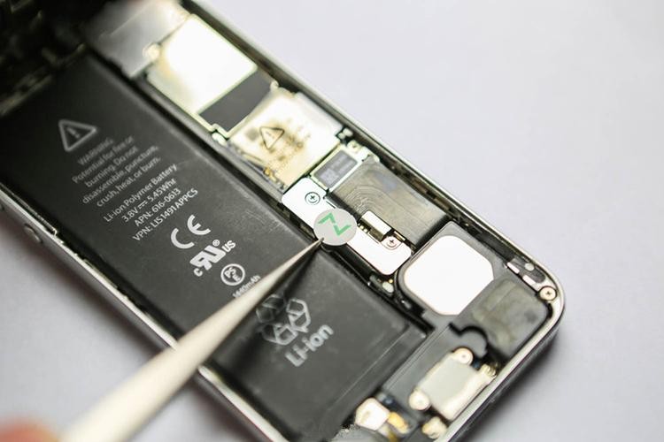 买手机莫贪便宜,买手机怕被遇到翻新机该怎么问