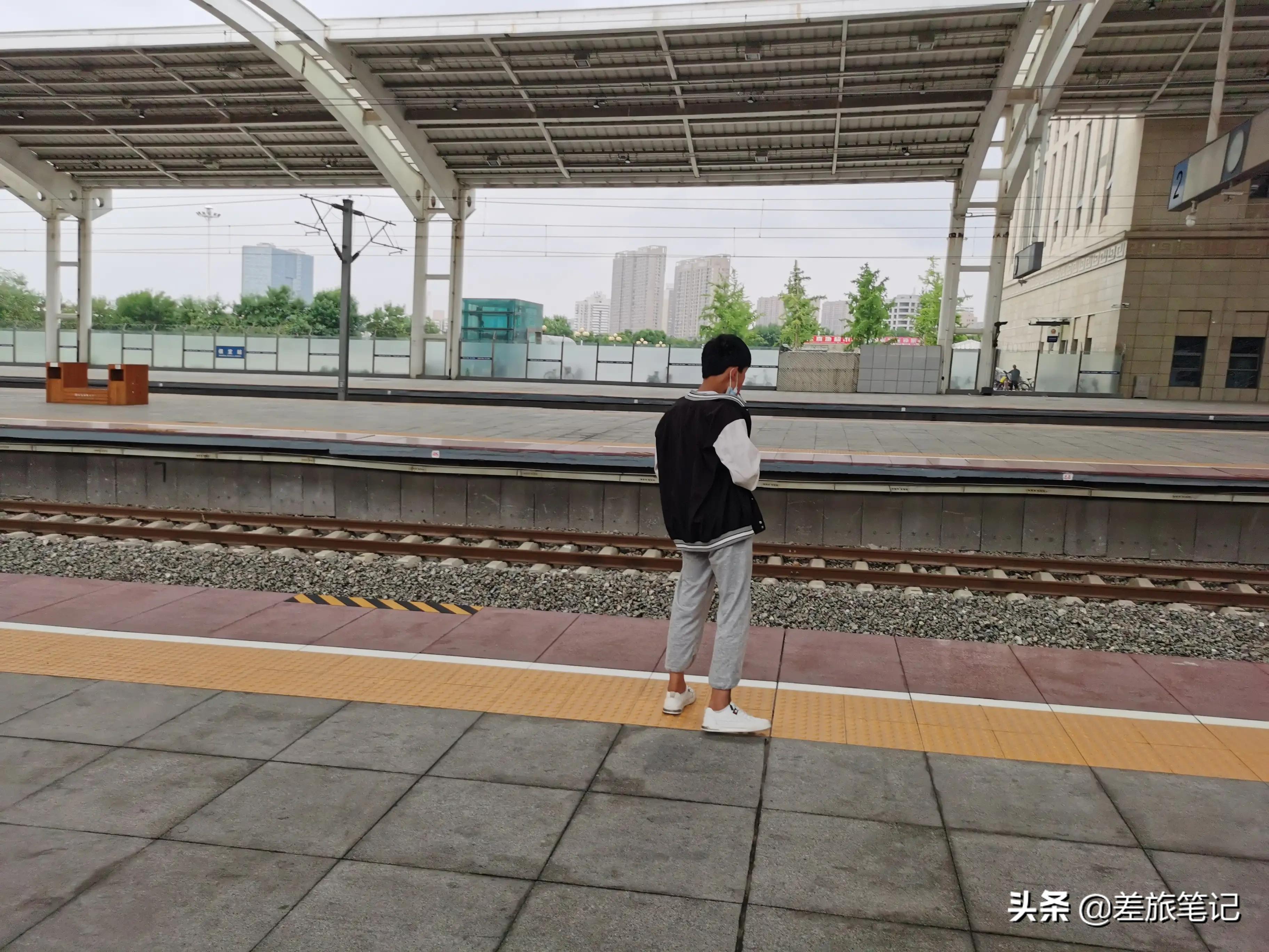 保定火车站附近美食,保定火车站最新进出情况通知