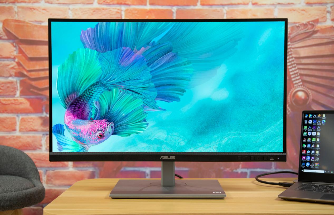 华硕新光刃,华硕焕新季