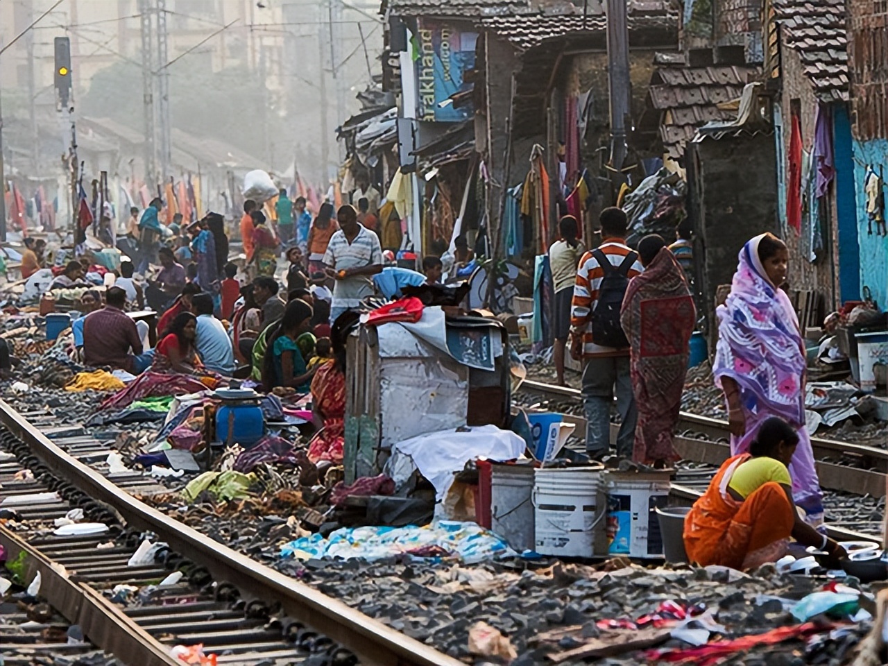 在中国人人喊打的现金贷，跑去赚非洲人的钱了。
