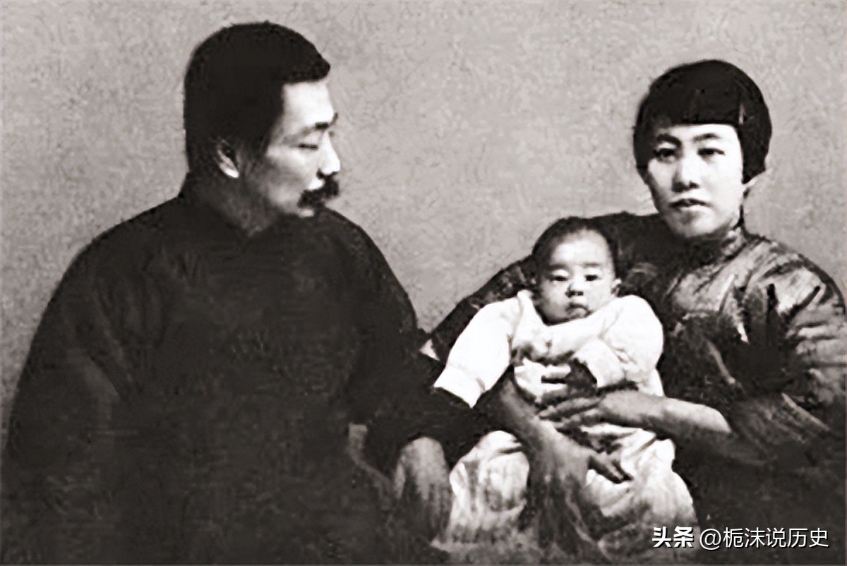 鲁迅玩伴闰土：57岁病逝后，留下5子，如今后代完成华丽转变