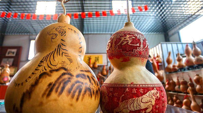 葫芦压窗台财源滚滚来,俗语葫芦压窗台财源滚滚来