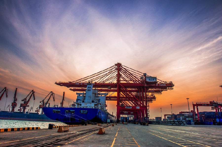 振华重工称霸全球,突破垄断令西方震惊