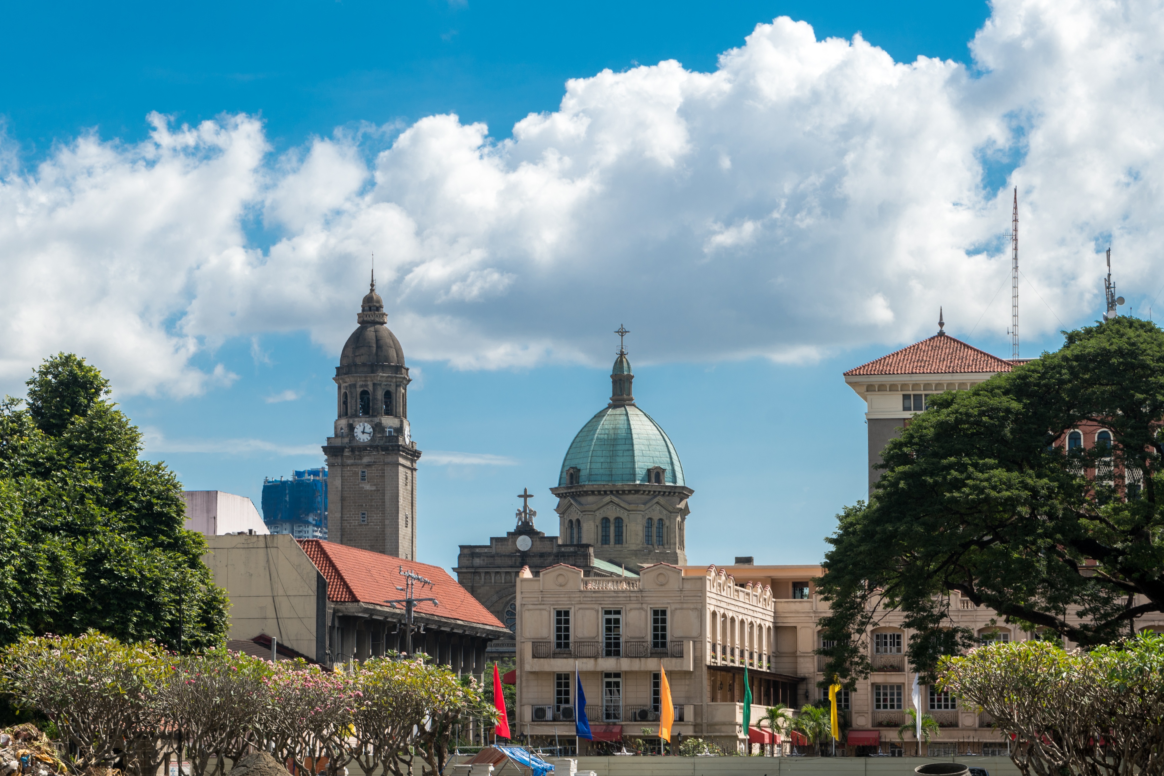 中国在校大学生创业弊大于利,在校学生创业利大于弊