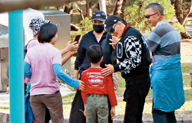 84岁的谢贤重温经典,87岁谢贤身体好吗