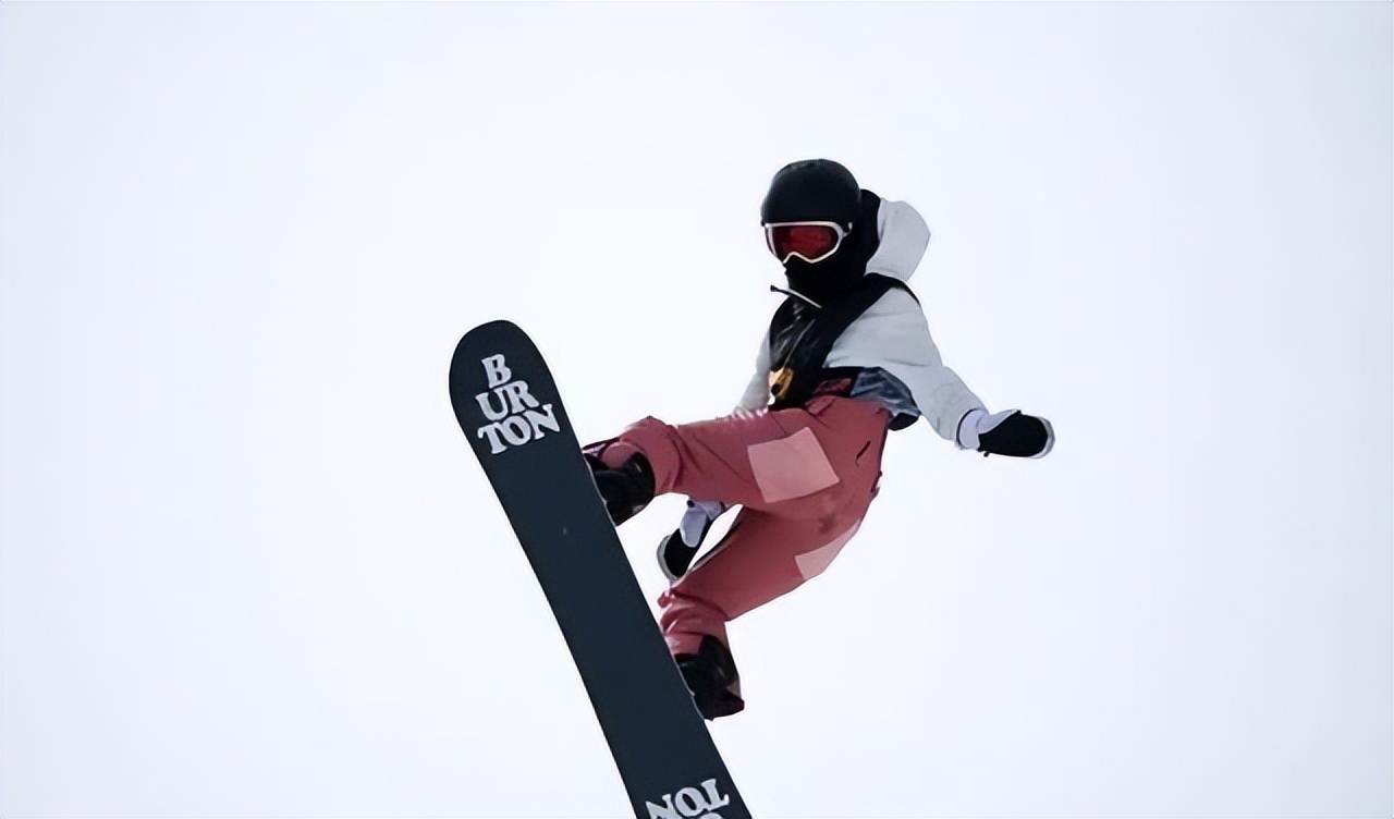 富家女不顾反对玩极限运动，24岁命丧天门山，遗书表明她早知结果