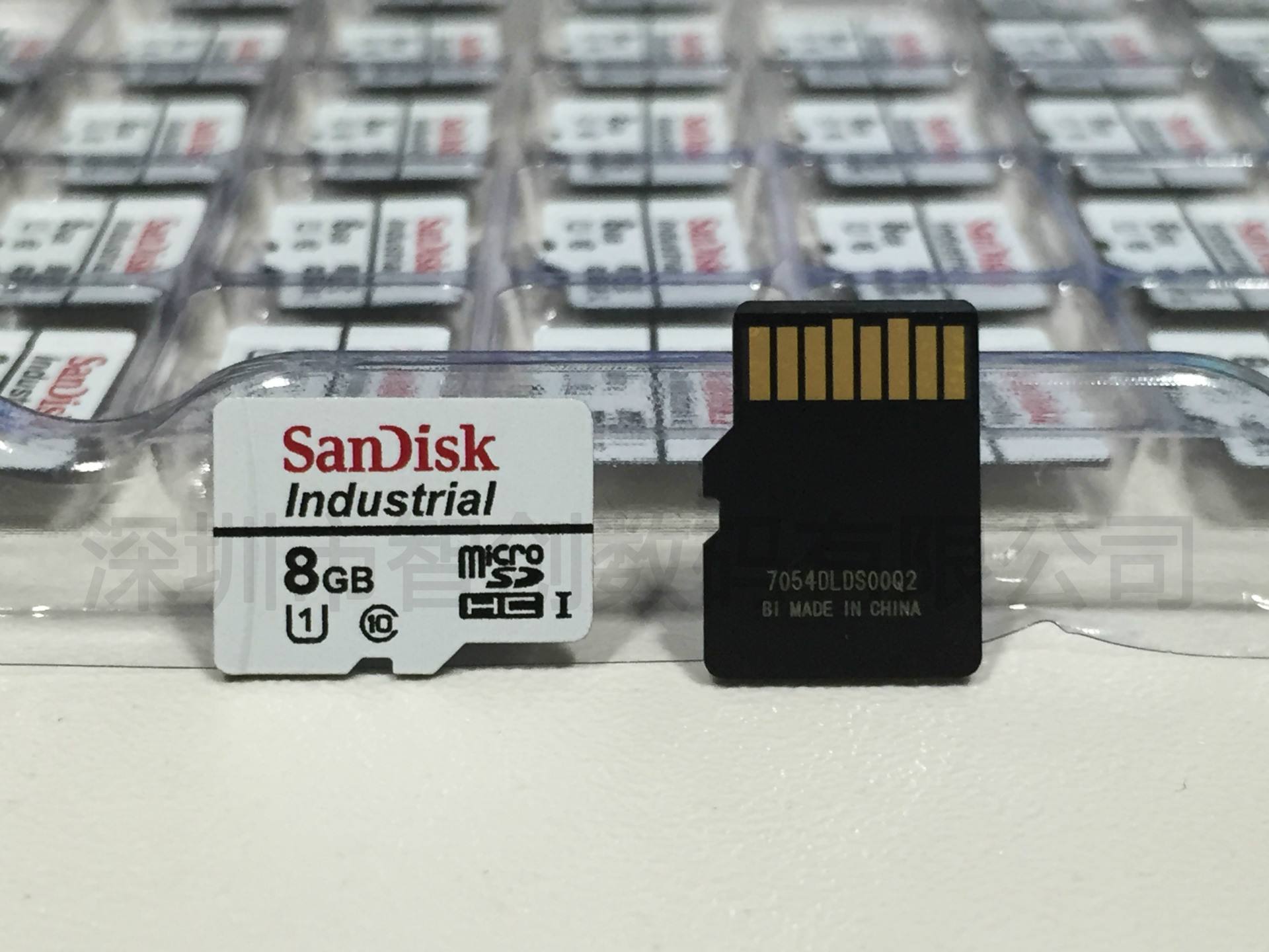 tf和microsd卡有什么区别,行车记录仪用tf和sd卡有什么区别