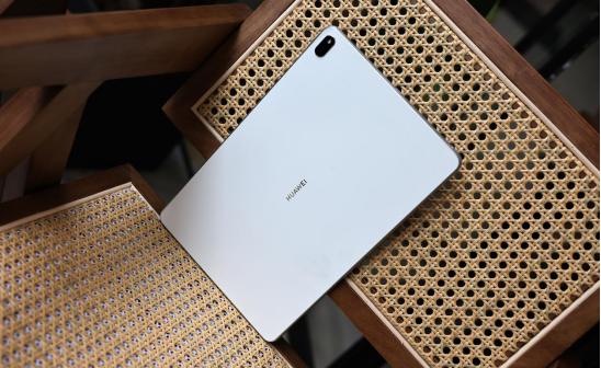 华为二合一笔记本matebooke测评,华为matebooke二合一轻薄本测评