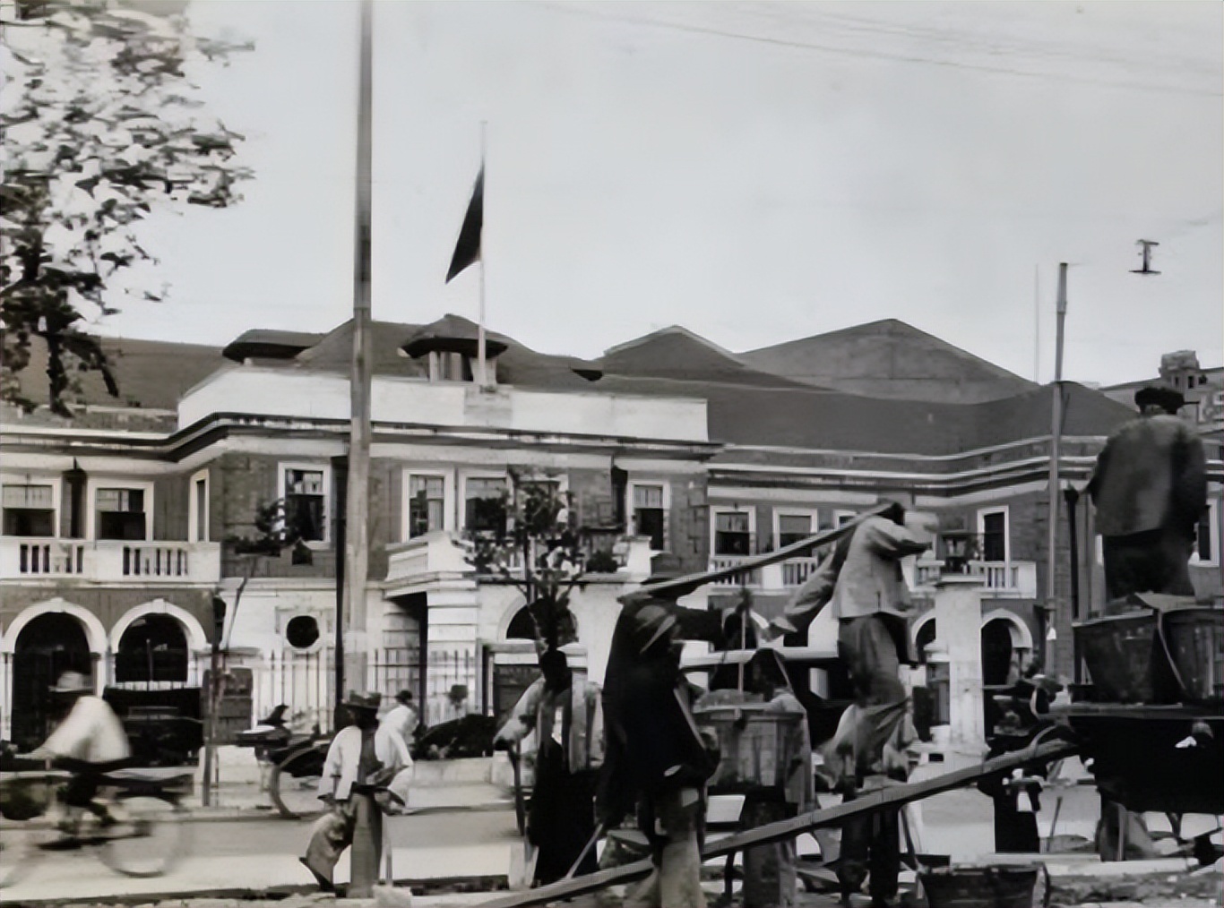 买上海地产的钱买赛鸽，李梅龄培育李种之中国顶尖社群聚居区