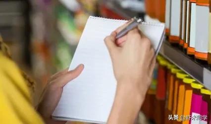 自媒体怎么做才能快速入行赚钱,2022年做自媒体月入过10万怎么做