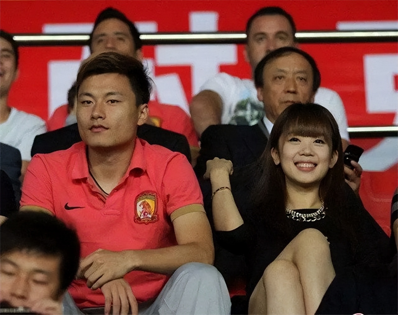 郜林妻子个人资料简介,郜林的妻子简介