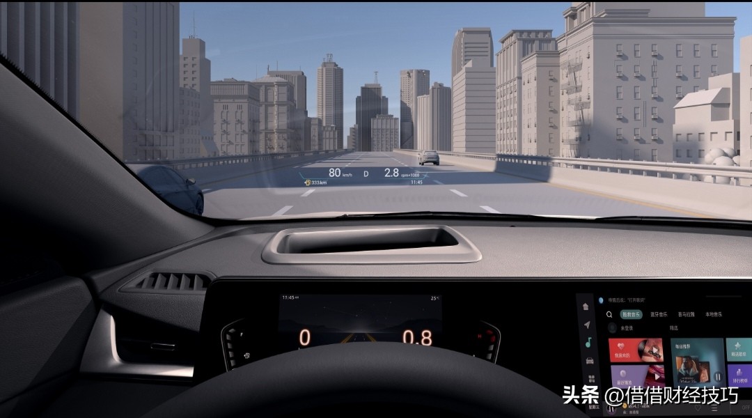 一个建议让同事股票赚钱5万，她逼我推荐一款黑马轿车，咋办？