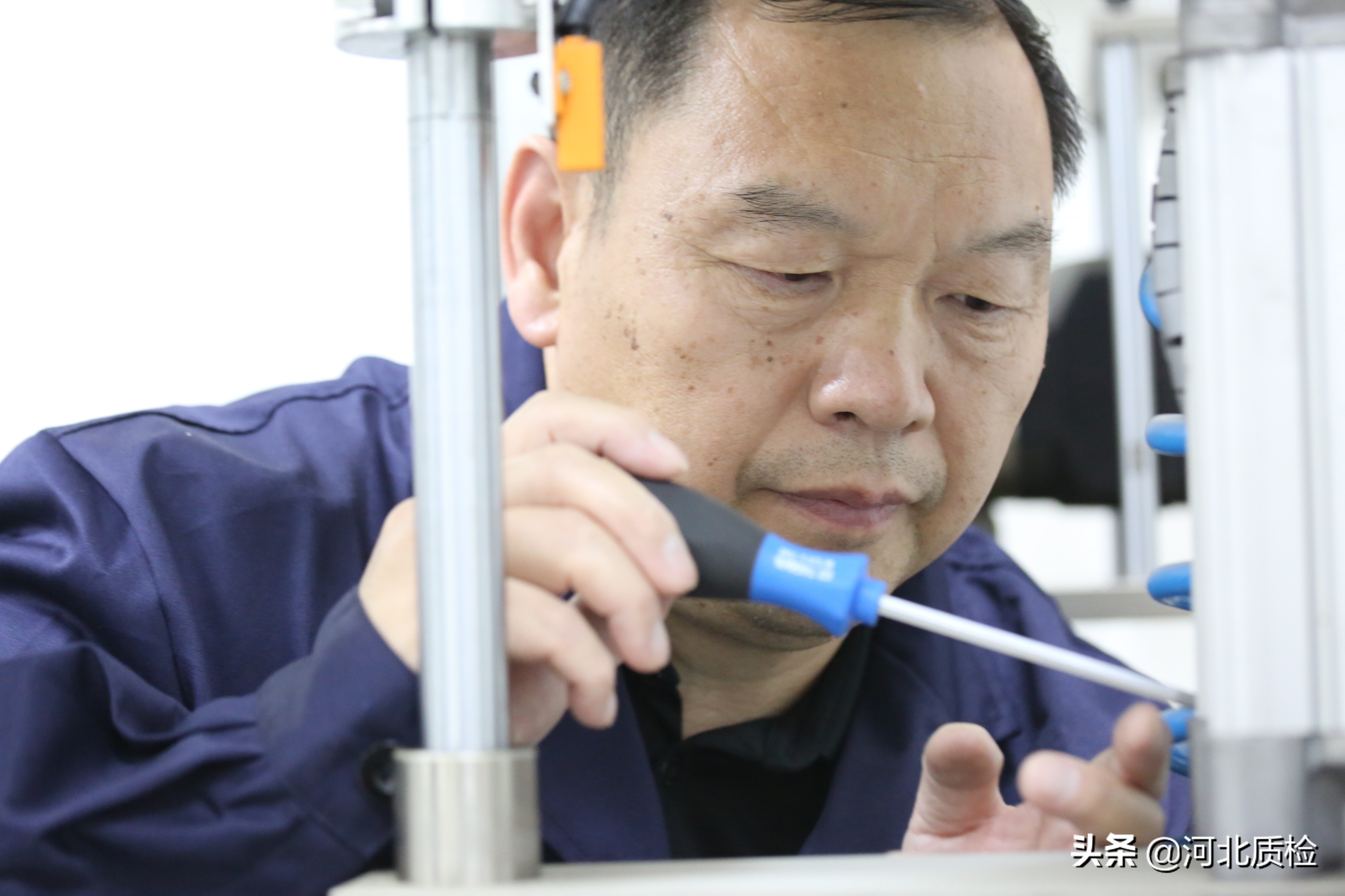 王苏：匠心铸就体育用品“质检人生”