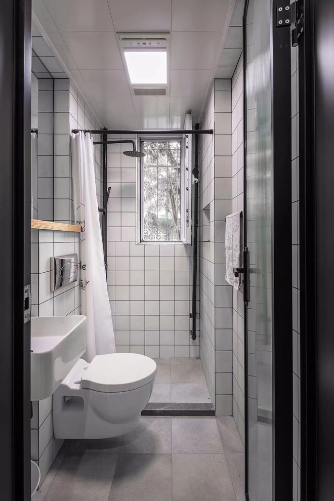 公厕马桶和蹲便哪个更脏,壁挂马桶与普通马桶更容易堵吗