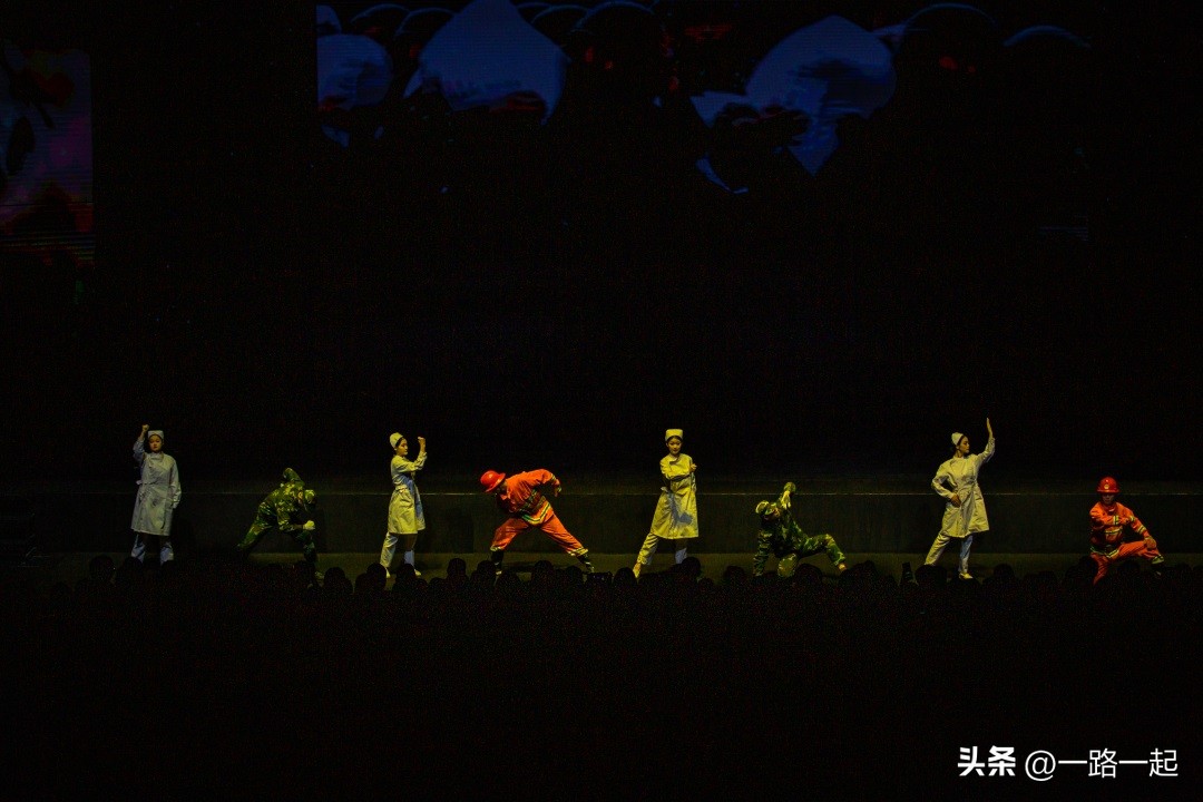 上海又刺激又好玩的网红打卡点,上海网红打卡地必去的五个地方