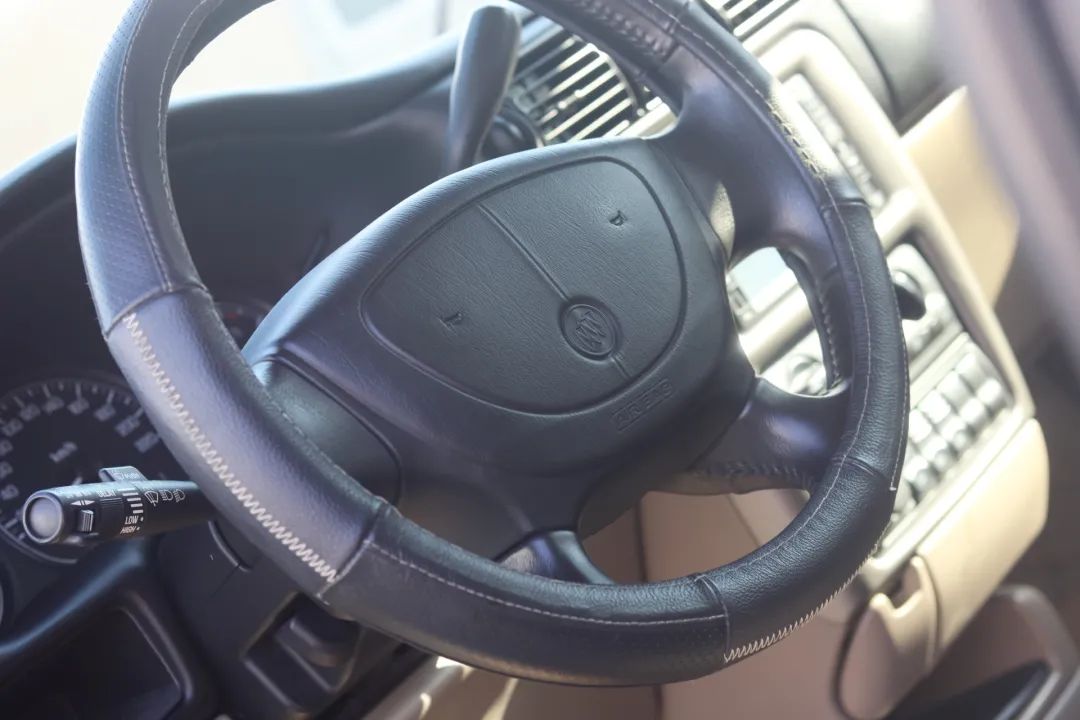 12款经典gl8车身翻新,怪兽修车老车翻新