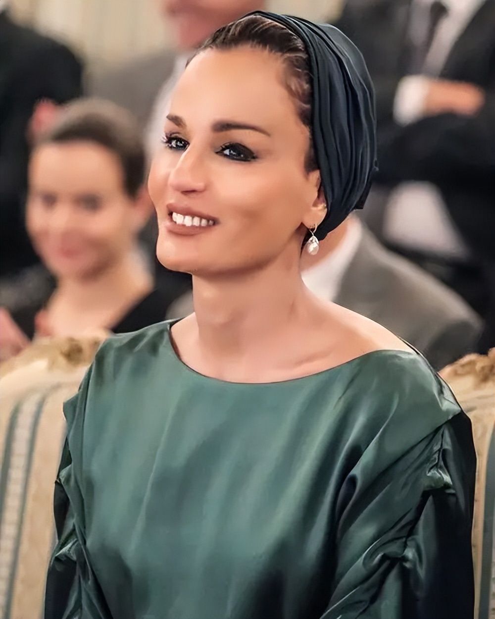 各国总统夫人大比拼：尹锡悦老婆风韵犹存，特朗普的老婆貌美如花