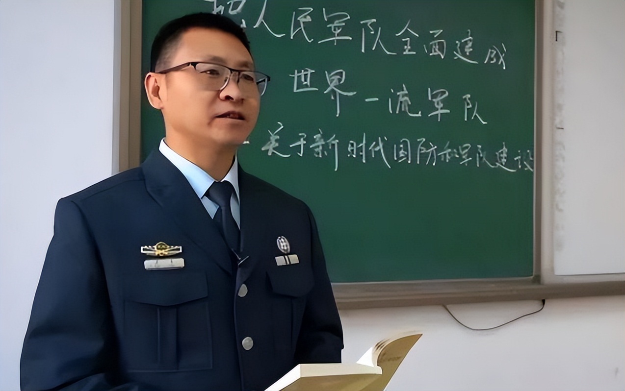 部队文职真实工作经历,部队专业技术军官真实生活