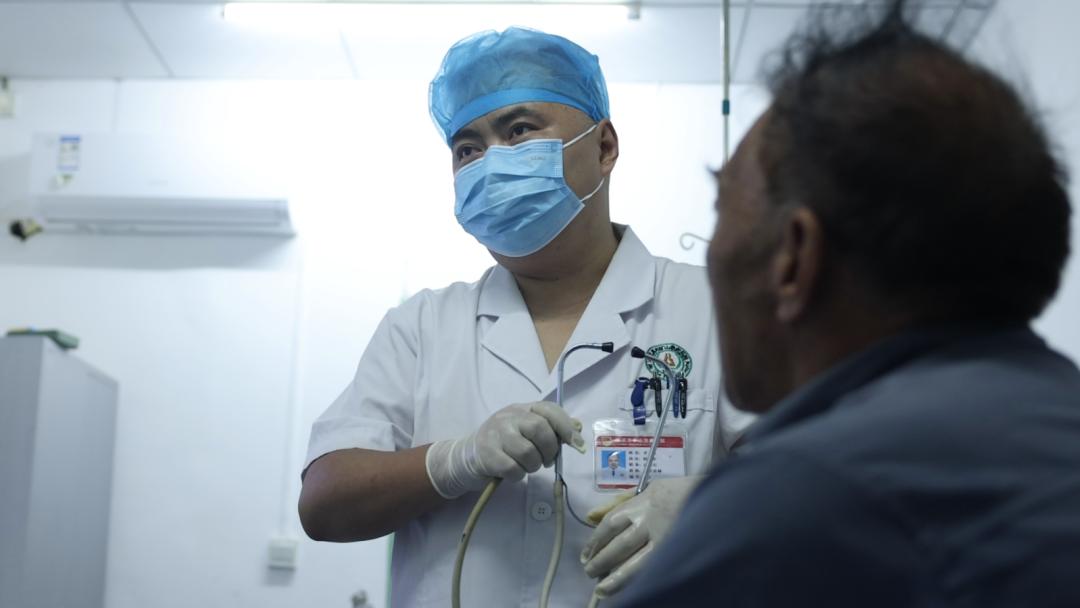 最美医务工作者事迹简介,致敬最美医务工作人员