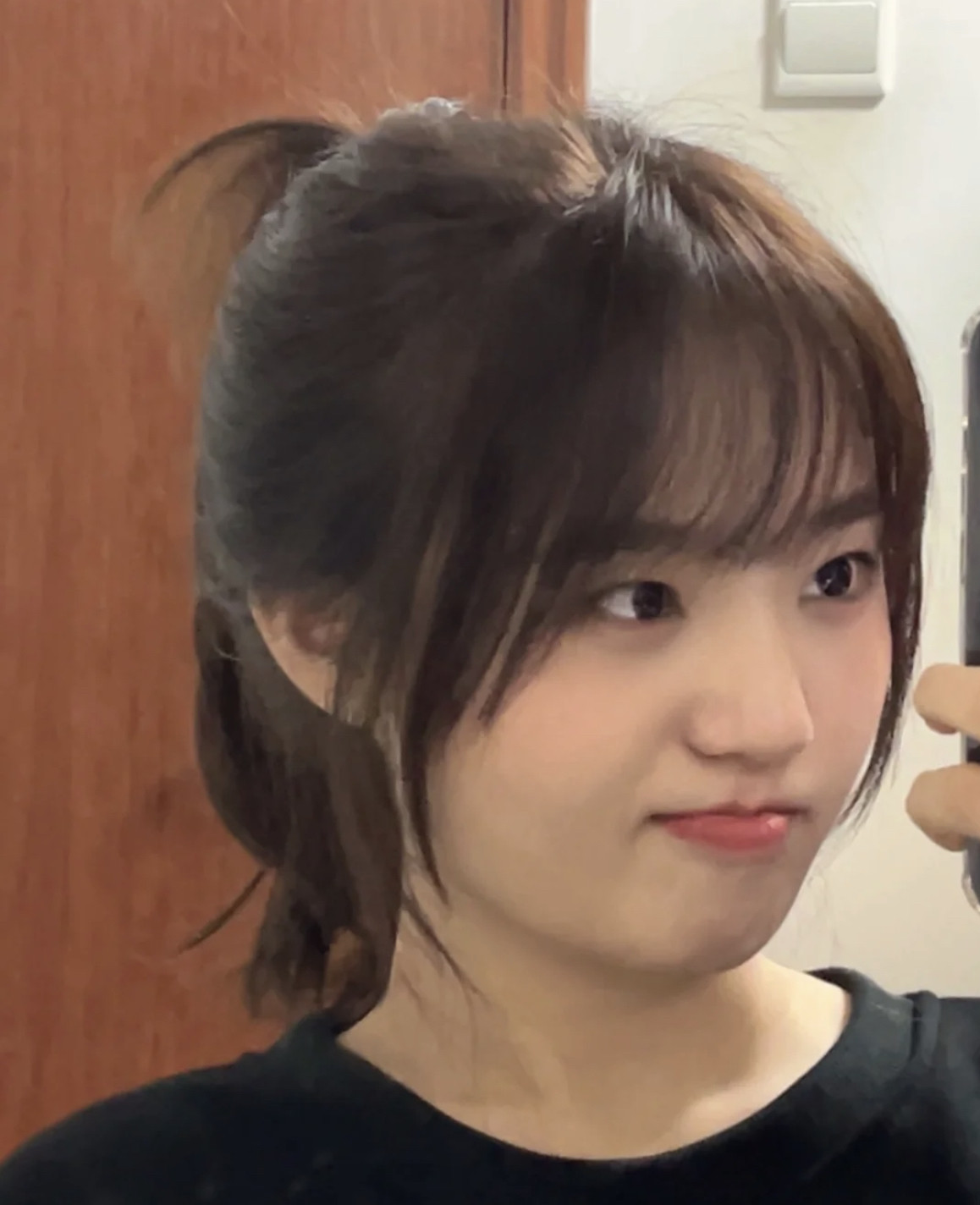 适合圆脸女生的刘海超简单,圆脸适合什么样的刘海学生党