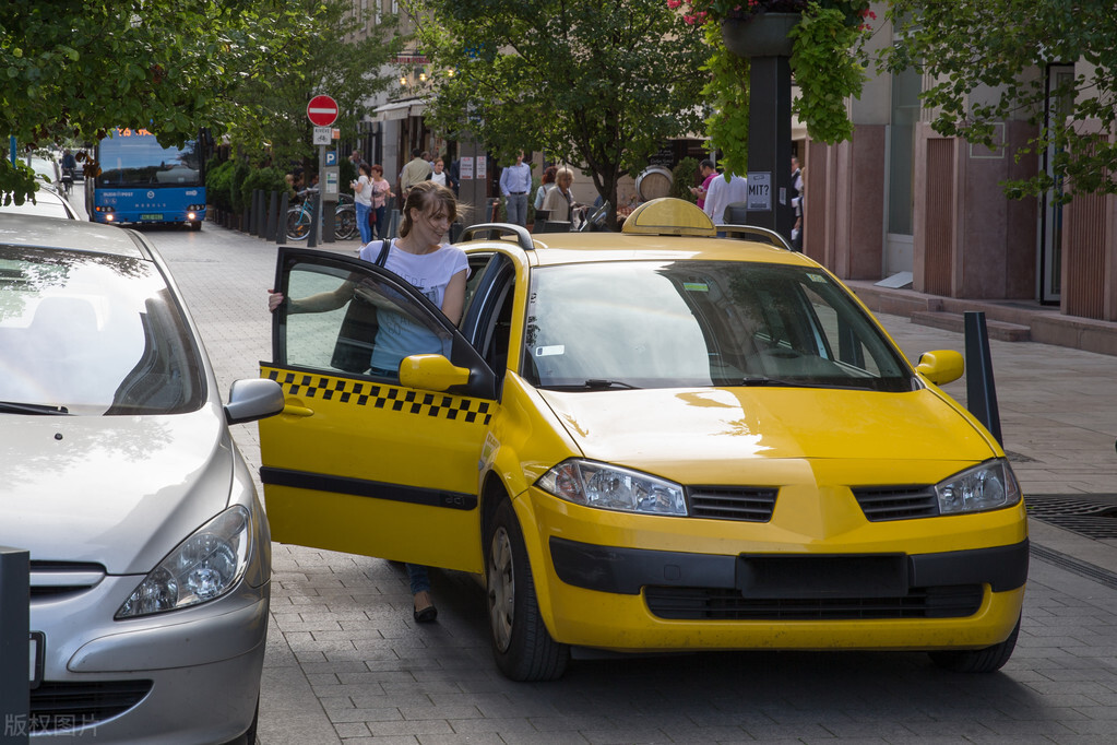 出国打车必会英语,国外打车英文怎么说