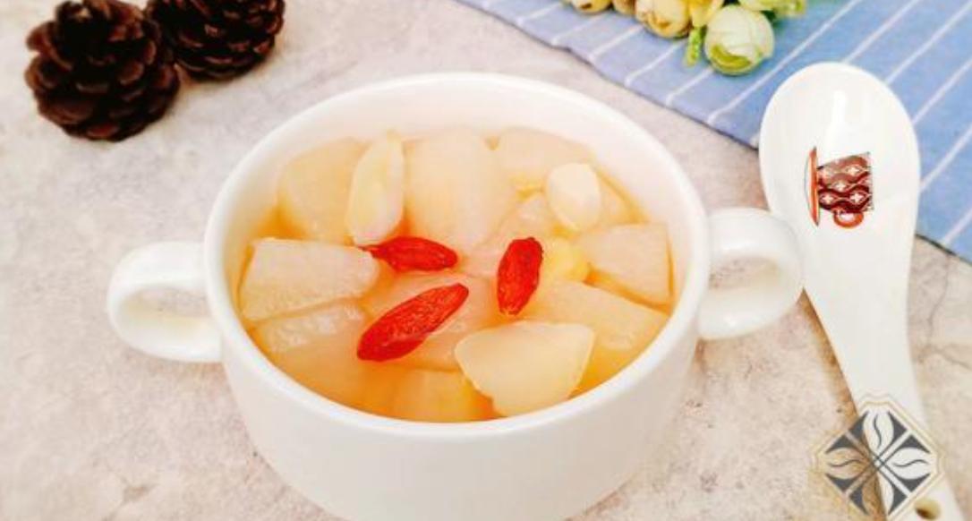 砂锅冰糖雪梨的正确做法润肺止咳,冰糖蜂蜜雪梨的正确做法润肺止咳