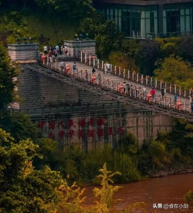 喝酒为什么不选五粮液都选茅台,对于不喝酒的人喝五粮液还是茅台