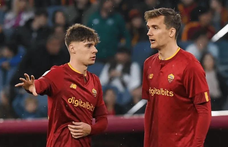 穆里尼奥：这位西班牙中后卫我很喜欢，平托：不，你不喜欢