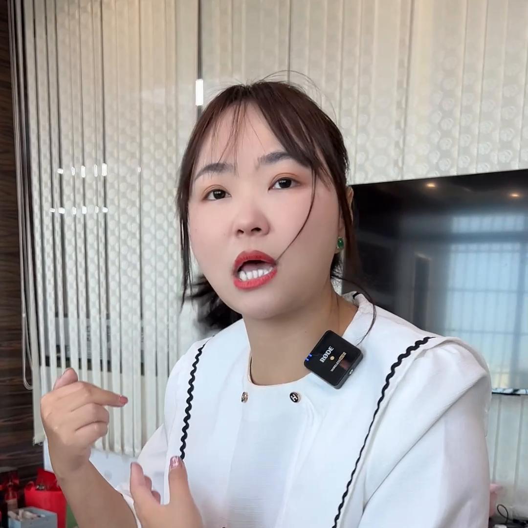 翡翠手镯视频东哥,缅甸翡翠手镯东哥