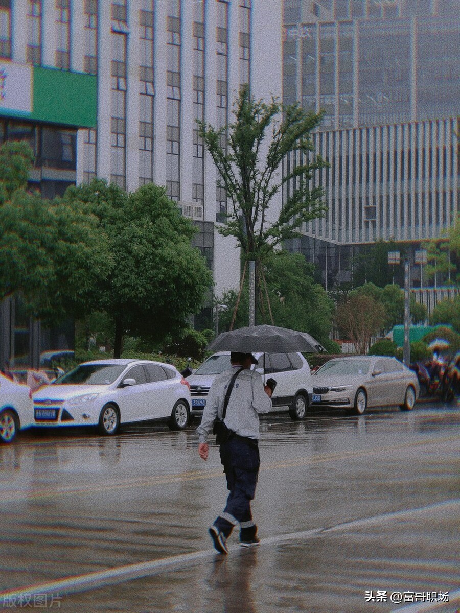 求职面试的准备工作,面试三部曲