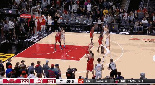 nba历史上神级最后一攻战术,nba1秒内绝杀