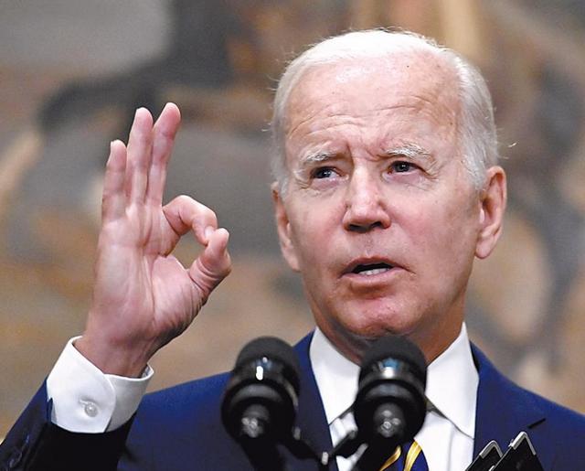 两岸关系转折点？蔡英文宣布重大决定，台湾地区义务役延长至1年