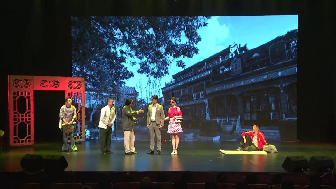 购物中心商业,购物中心应该集中化还是多元化