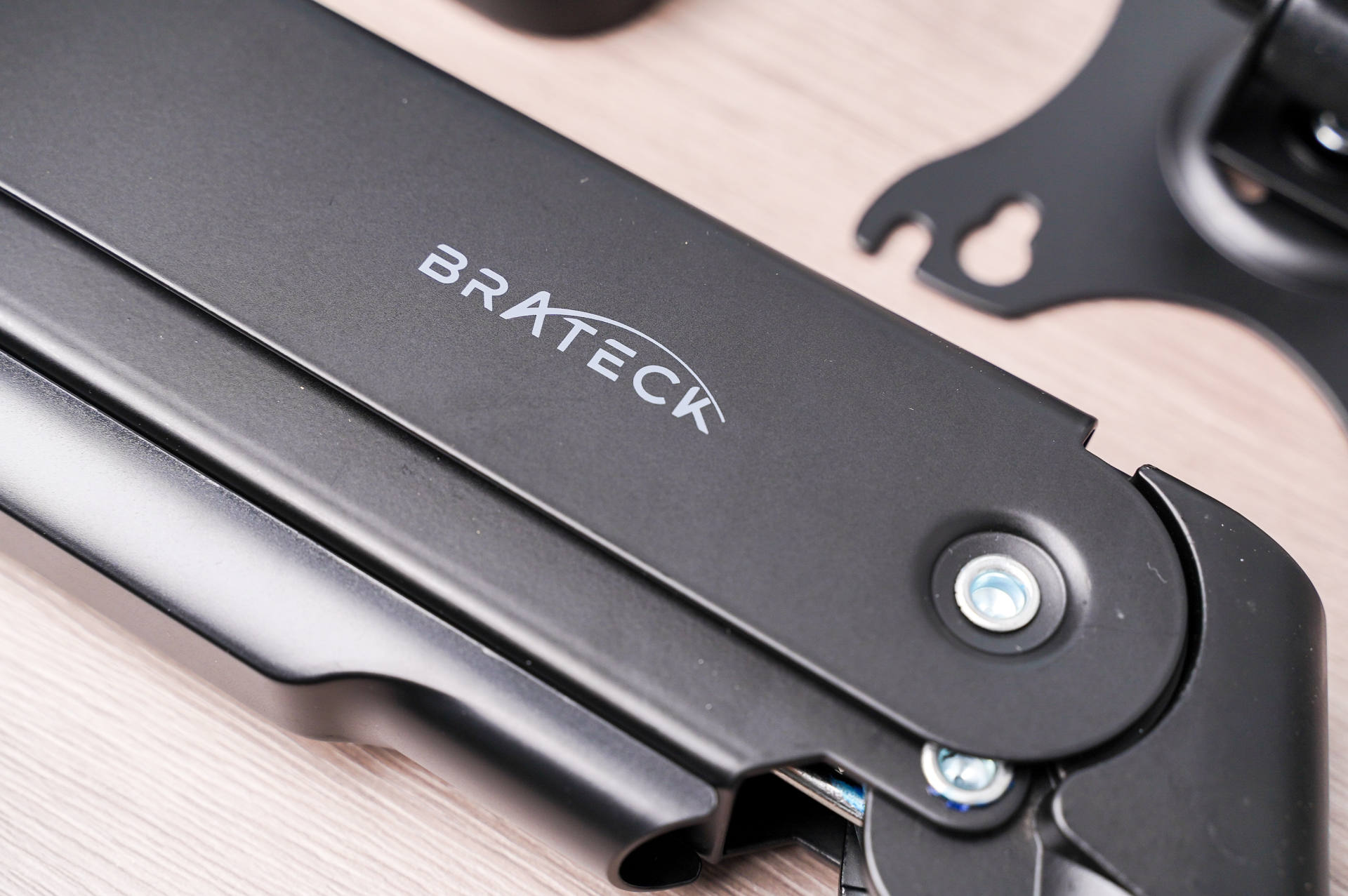 北弧显示器支架,搭建高端桌面