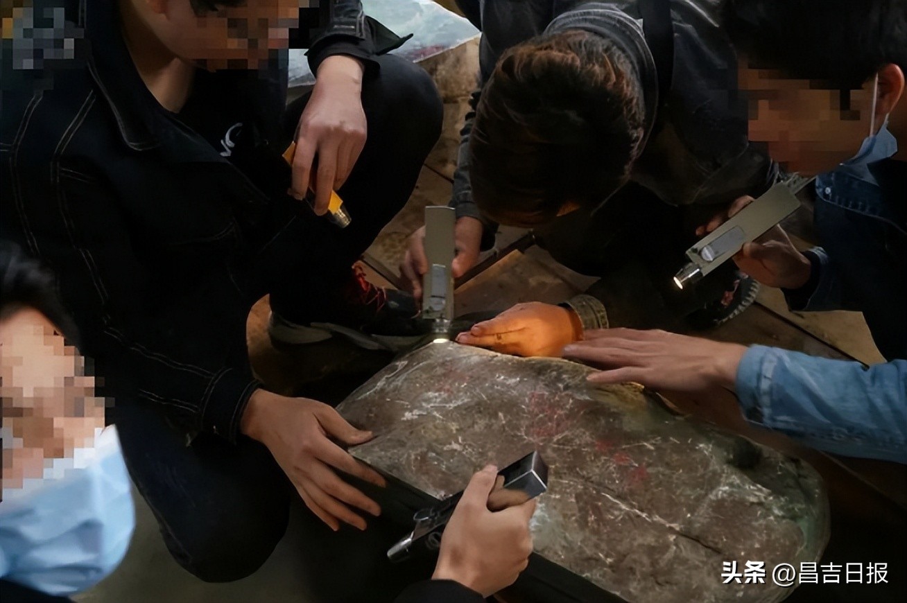 是赌运气还是诈骗？昌吉一女子花34.9万元买了……