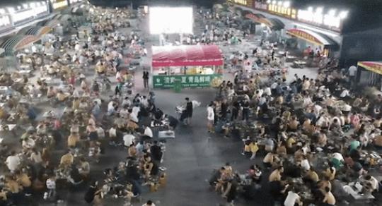 探寻淄博烧烤爆火出圈的故事,淄博烧烤是如何火遍大江南北的