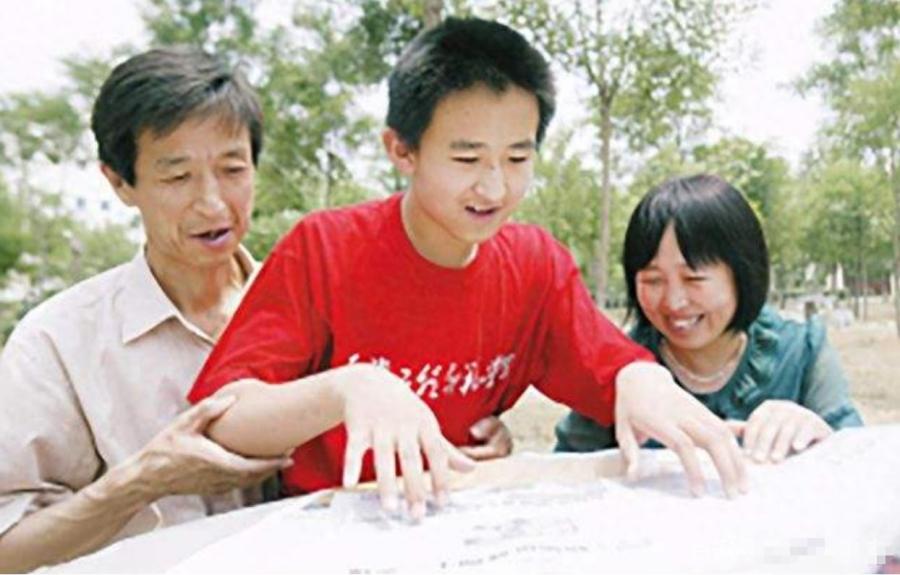 12年前,神童博士张炘炀逼父母北京买房,现在翻几倍?远见还是任性