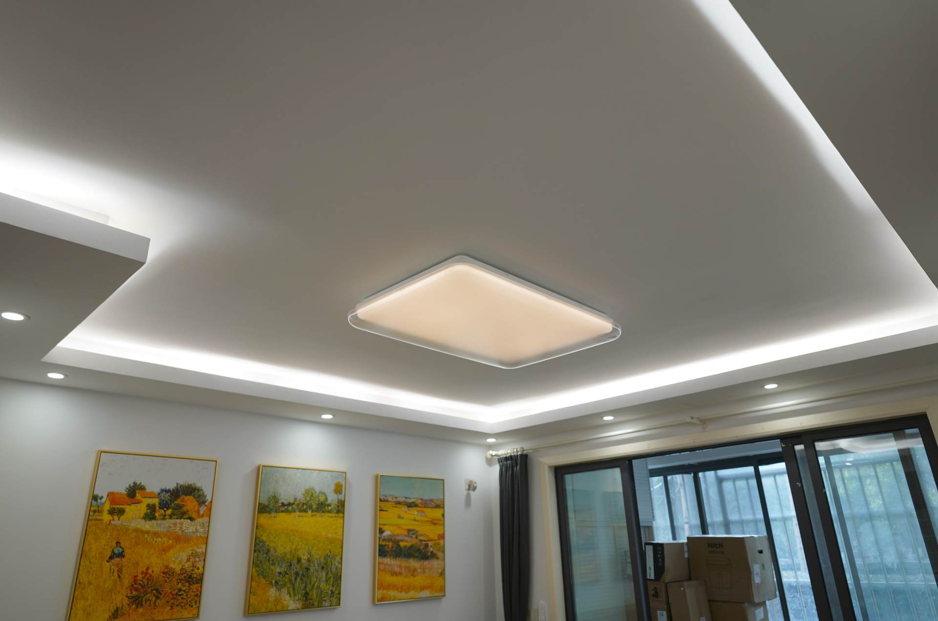 小户型也没有必要做全屋智能灯光,二手房客厅灯光改造