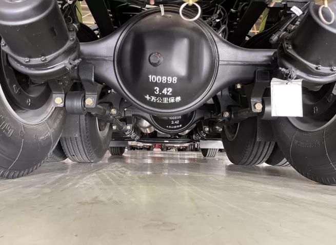 大运重卡v9自动挡操作方法,大运v9重卡新款内饰