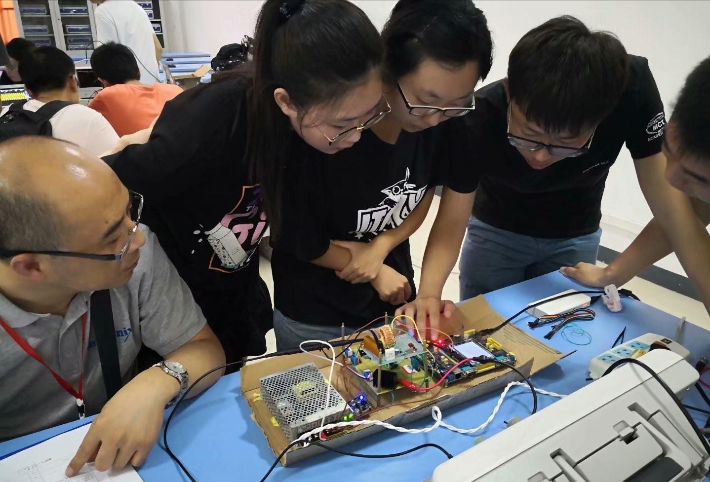 2020应届毕业生什么专业薪水最高,毕业生哪些专业工资高不限专业