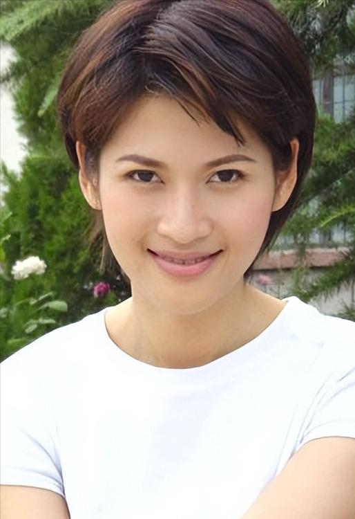 冯小刚和女主持人,跟冯小刚有绯闻的女主持人